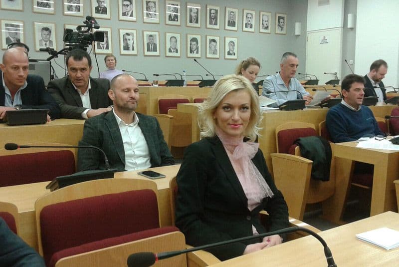 Nataša Aćimović opet na čelu opštine Herceg Novi Nataša Aćimović opet na čelu opštine Herceg Novi