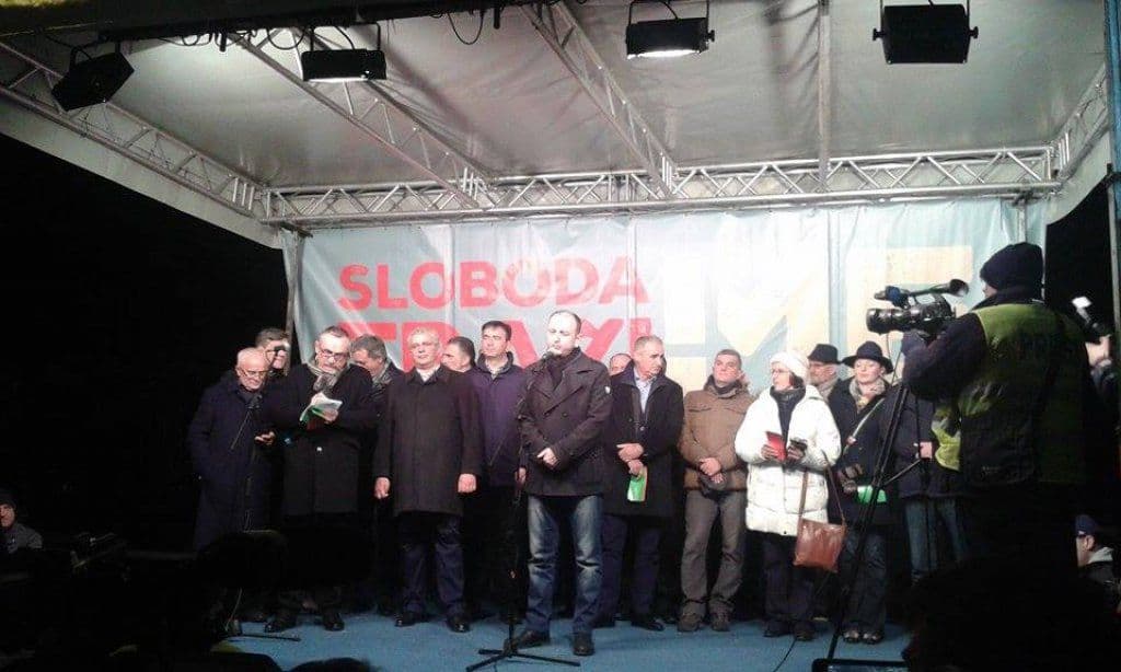 Večeras novi protest DF-a Večeras novi protest DF-a