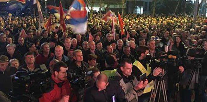 RADULOVIĆ: Ako opozicija ne izađe na proteste, onda su gori od Mila RADULOVIĆ: Ako opozicija ne izađe na proteste, onda su gori od Mila