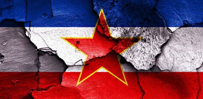 BATLER: Jugoslavija nestala jer NATO i bankari nijesu mogli da je kontrolišu BATLER: Jugoslavija nestala jer NATO i bankari nijesu mogli da je kontrolišu