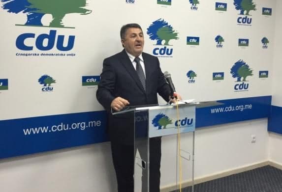 IVANČEVIĆ: Ko se boji izbora u Tivtu? IVANČEVIĆ: Ko se boji izbora u Tivtu?