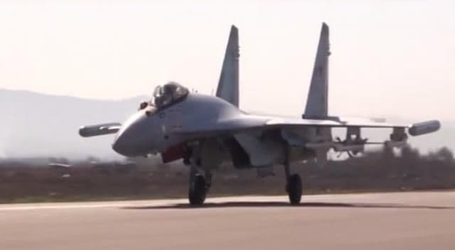 Srušio se vojni avion Su-35, pilot poginuo Srušio se vojni avion Su-35, pilot poginuo