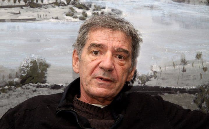 Miki Manojlović: Nema lijepka za razbijenu čašu Miki Manojlović: Nema lijepka za razbijenu čašu