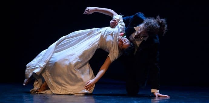 "Romansa" pokreta satkana od pravog života i emocija "Romansa" pokreta satkana od pravog života i emocija