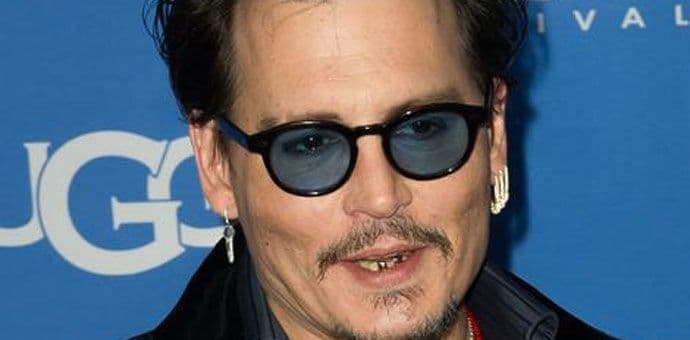 Džoni Dep se opet bori sa zavisnošću? Džoni Dep se opet bori sa zavisnošću?