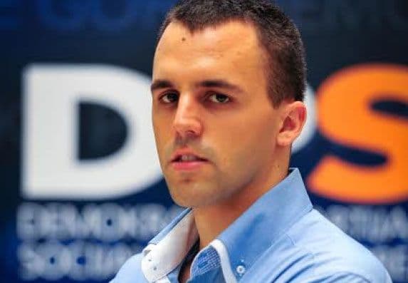 Pešić: Sekulić izgubio svaku orijentaciju za dešavanja u Podgorici Pešić: Sekulić izgubio svaku orijentaciju za dešavanja u Podgorici