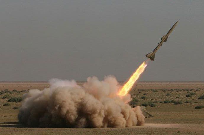 Iran ispalio dvije balističke rakete s porukom "Izrael mora biti izbrisan" Iran ispalio dvije balističke rakete s porukom "Izrael mora biti izbrisan"