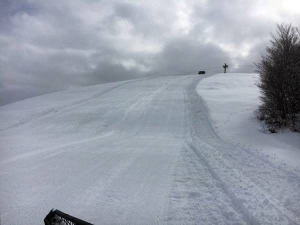 Brza reakcija u ski centru Vučje: Staze spremne! Brza reakcija u ski centru Vučje: Staze spremne!