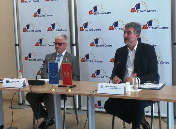 Otvoren konkurs nagrade EU za istraživačko novinarstvo Otvoren konkurs nagrade EU za istraživačko novinarstvo