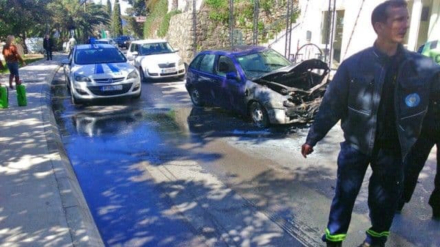 Izgorio „seat“ u Njegoševoj ulici Izgorio „seat“ u Njegoševoj ulici