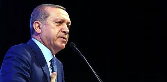 Erdogan zaprijetio da će ugasiti turski Ustavni sud Erdogan zaprijetio da će ugasiti turski Ustavni sud
