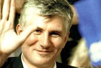 Bivši čelnik BIA tvrdi da je Čeda Jovanović posle Đinđićevog ubistva tražio prisluškivanje Koštunice Bivši čelnik BIA tvrdi da je Čeda Jovanović posle Đinđićevog ubistva tražio prisluškivanje Koštunice