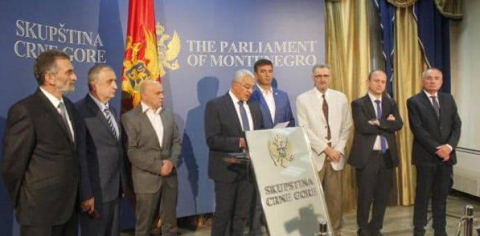 DF: Uehara i Štajnaker da prestanu sa mješanjem u unutrašnje stvari Crne Gore DF: Uehara i Štajnaker da prestanu sa mješanjem u unutrašnje stvari Crne Gore