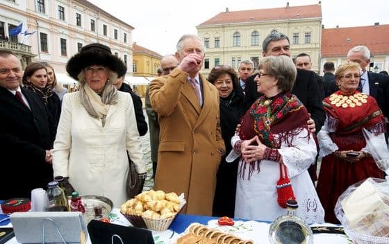 Princ Čarls i Kamila obišli Osijek Princ Čarls i Kamila obišli Osijek