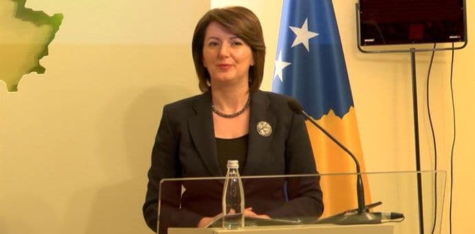 Jahjaga formirala komisiju za ocjenu demarkacije granice Kosova i Crne Gore Jahjaga formirala komisiju za ocjenu demarkacije granice Kosova i Crne Gore