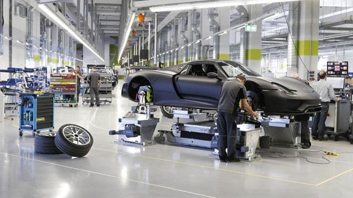 Porsche časti zaposlene sa po 8.911 eura Porsche časti zaposlene sa po 8.911 eura