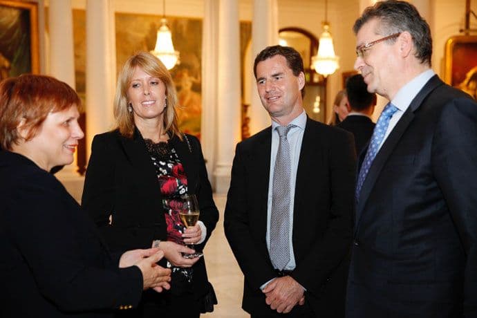 Gvozdenović na sajmu u Kanu Gvozdenović na sajmu u Kanu