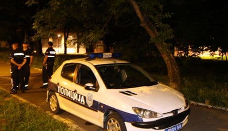 POTJERA ZA NAORUŽANIM ZLOČINCEM: Ubio jednu i ranio tri osobe kod Ade POTJERA ZA NAORUŽANIM ZLOČINCEM: Ubio jednu i ranio tri osobe kod Ade