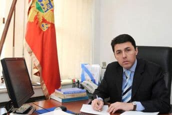 Radulović: Neprihvatljivo je da konkurs još nije raspisan Radulović: Neprihvatljivo je da konkurs još nije raspisan