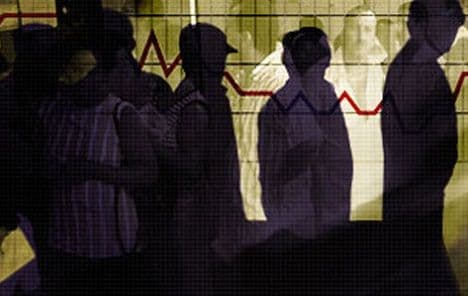 Monstat: Zaposlenih 4,4 odsto manje Monstat: Zaposlenih 4,4 odsto manje