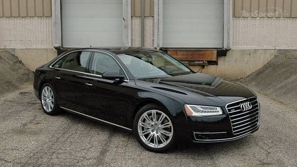 Stevanu Stamatoviću oduzet blindirani „audi A8“ Stevanu Stamatoviću oduzet blindirani „audi A8“