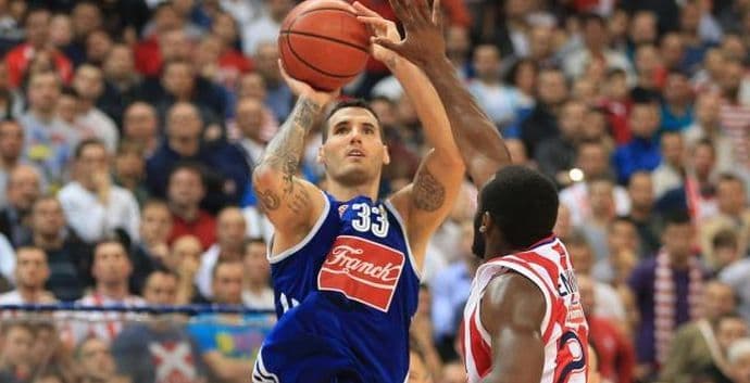 VIDEO: Košarkaš Cibone ubacio 61 trojku zaredom VIDEO: Košarkaš Cibone ubacio 61 trojku zaredom