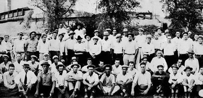 Crnogorski iseljenici: Trbuh, kruh i ostalo Crnogorski iseljenici: Trbuh, kruh i ostalo