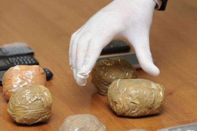 Kod Podgoričanina pronađeno 60 grama heroina Kod Podgoričanina pronađeno 60 grama heroina