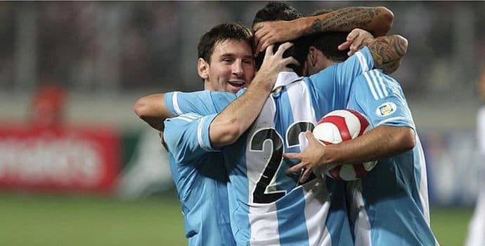 VIDEO: Argentina nakon preokreta slavila u Čileu VIDEO: Argentina nakon preokreta slavila u Čileu