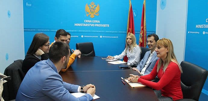 Bošković primio "Vizionare": Ponosni smo na ovakve studente Bošković primio "Vizionare": Ponosni smo na ovakve studente