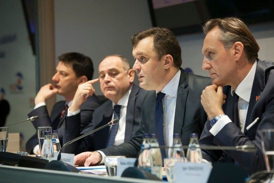 KRIVOKAPIĆ: Pripremiti se za mirnu tranziciju vlasti KRIVOKAPIĆ: Pripremiti se za mirnu tranziciju vlasti