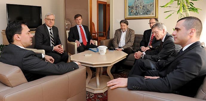 Pažin i Krivokapić s članovima njemačke sekcije Međunarodne komisije pravnika Pažin i Krivokapić s članovima njemačke sekcije Međunarodne komisije pravnika