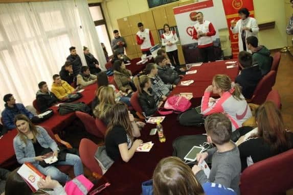 CKM: Decenija nezavisnosti promovisana za učenike iz Kotora CKM: Decenija nezavisnosti promovisana za učenike iz Kotora