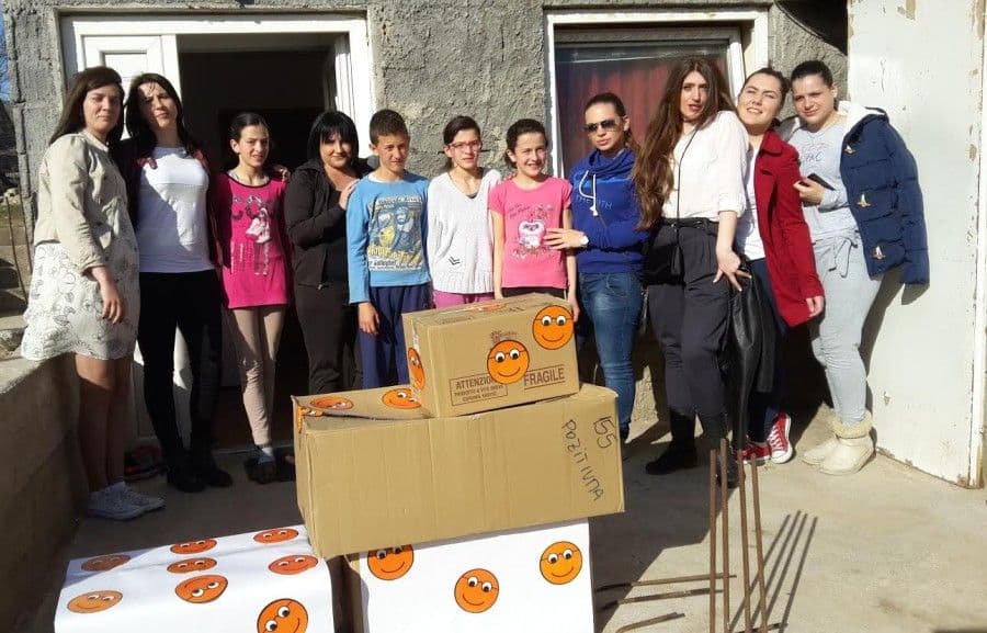 Hrana i garderoba za Zmajeviće Hrana i garderoba za Zmajeviće