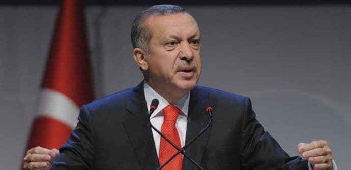 Erdogan tražio azil, Merkelova ga odbila? Erdogan tražio azil, Merkelova ga odbila?