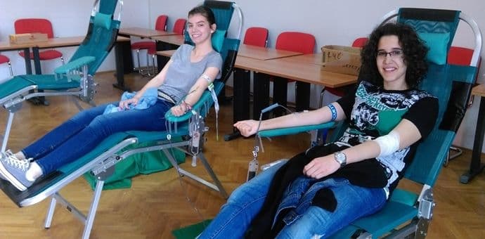 Studenti Ekonomskog fakulteta dobrovoljno dali krv Studenti Ekonomskog fakulteta dobrovoljno dali krv