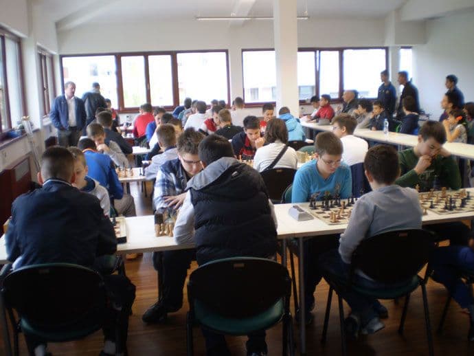 Liga osnovnih škola Podgorice u šahu za 2016. godinu Liga osnovnih škola Podgorice u šahu za 2016. godinu