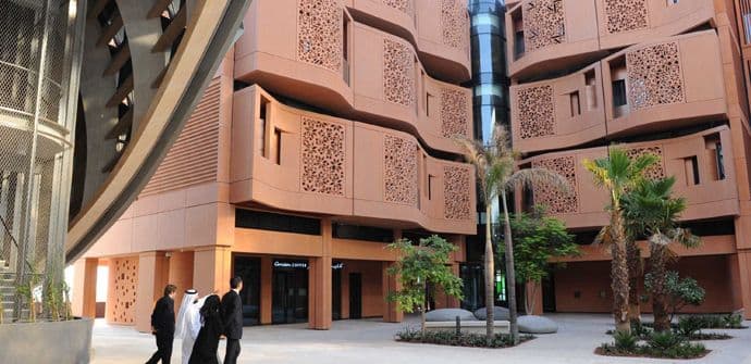 Izabrano pet kandidata za stipendije Masdar instituta iz Abu Dabija Izabrano pet kandidata za stipendije Masdar instituta iz Abu Dabija