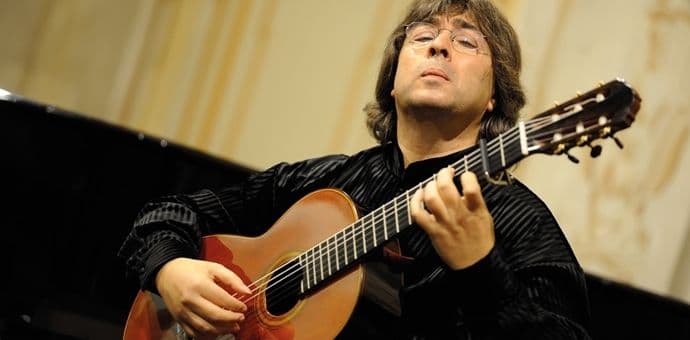 Italijanski gitarista Domeniko Del Đudiće gostuje u Kotoru Italijanski gitarista Domeniko Del Đudiće gostuje u Kotoru
