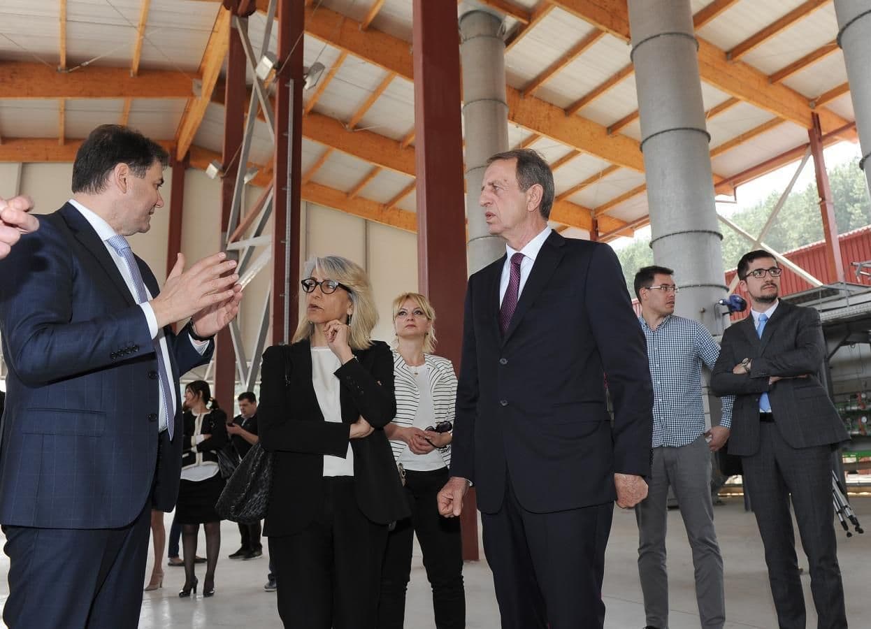 FOTO: Otvoren pogon za proizvodnju peleta u Pljevljima FOTO: Otvoren pogon za proizvodnju peleta u Pljevljima