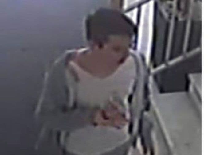 Bojić: Nasilnik nije ,,vrhovima prstiju zakačio“ mog sina Bojić: Nasilnik nije ,,vrhovima prstiju zakačio“ mog sina