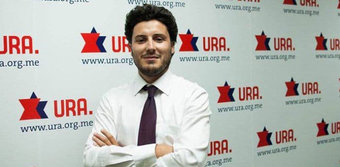 Abazović: DPS kupuje vrijeme sa odlaganjem ostavke Rutović Abazović: DPS kupuje vrijeme sa odlaganjem ostavke Rutović