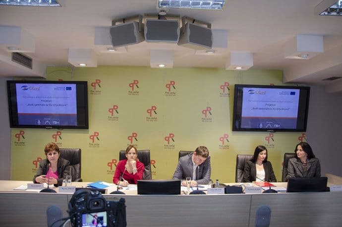 „Budi spreman za EU vrijednosti“: Jednake šanse za sve prilikom zapošljavanja mladih „Budi spreman za EU vrijednosti“: Jednake šanse za sve prilikom zapošljavanja mladih