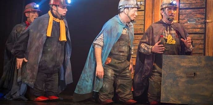 "Snježana i sedam patuljaka" gostuju u Nikšiću "Snježana i sedam patuljaka" gostuju u Nikšiću