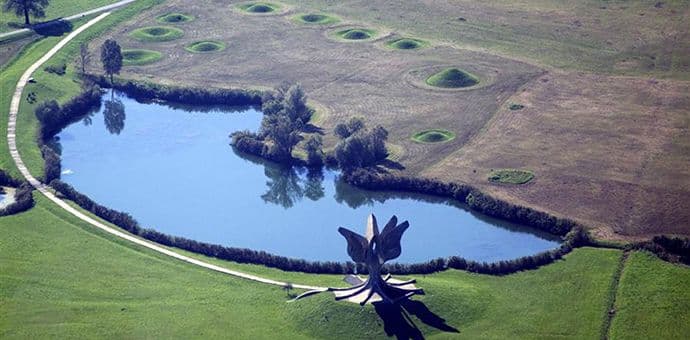 Tri komemoracije za žrtve Jasenovca, samo Romi dolaze na službenu Tri komemoracije za žrtve Jasenovca, samo Romi dolaze na službenu