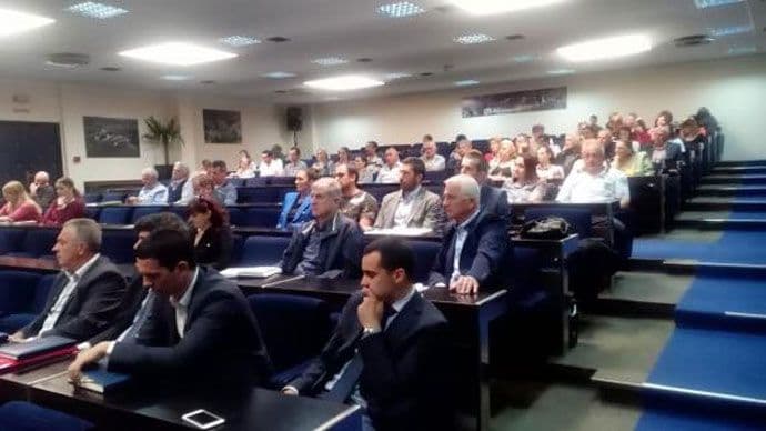 Poreski karavan: Održana tribina u Baru Poreski karavan: Održana tribina u Baru