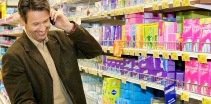 Kad tata kupuje ćerki uloške: Prepiska koja je nasmijala svijet Kad tata kupuje ćerki uloške: Prepiska koja je nasmijala svijet