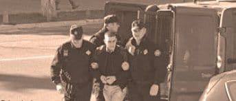 Odbrana podnijela žalbu na presudu osuđenom za bombaški napad: Advokat traži manju kaznu za Vukadinovića Odbrana podnijela žalbu na presudu osuđenom za bombaški napad: Advokat traži manju kaznu za Vukadinovića