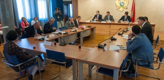 Različito o kontroli realizacije autoputa Različito o kontroli realizacije autoputa