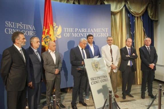 DF i dio nezavisnih poslanika traže od Slovenije da ne ratifikuje Sporazum DF i dio nezavisnih poslanika traže od Slovenije da ne ratifikuje Sporazum